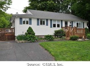 15 Raymond St, East Hartford, CT 06118