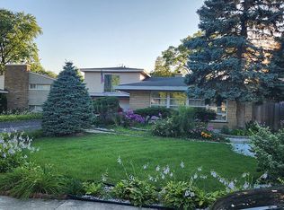 6326 N Kirkwood Ave, Chicago, IL