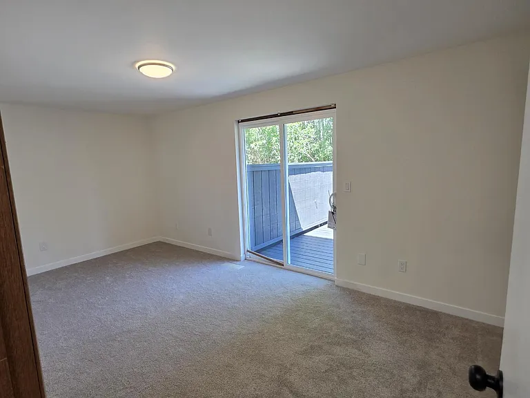 14818 Seattle Hill Rd — Photo 8