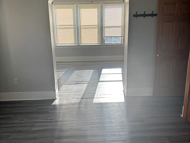 2315 N Washtenaw Ave #2 — Photo 4