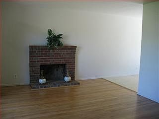 3rd image of 2974 Warburton Ave