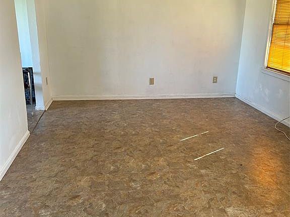 3rd image of 874 N San Jose Dr