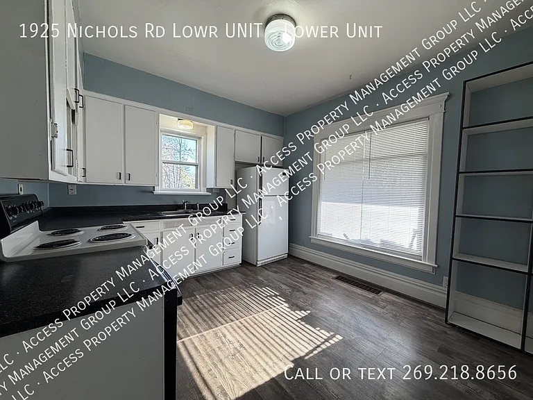 1925 Nichols Rd #LOWER — Photo 3