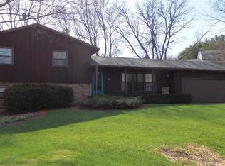 1009 Hickory Ct, Sun Prairie, WI 53590