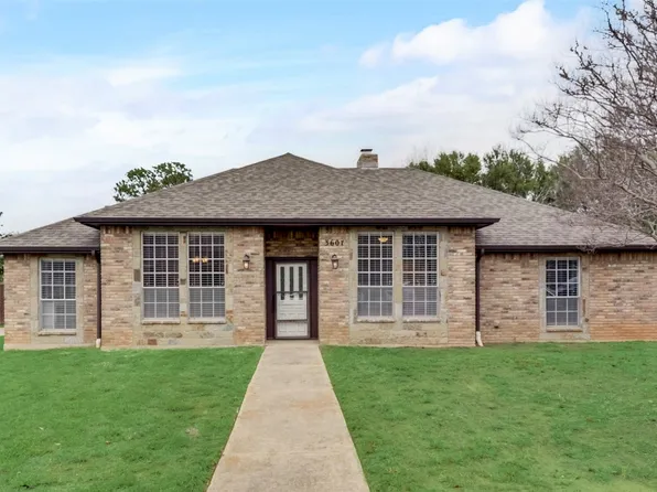 3607 Dalton Dr, Corinth, TX 76208