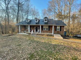 18 Brewster Ln #A, Oak Ridge, TN 37830