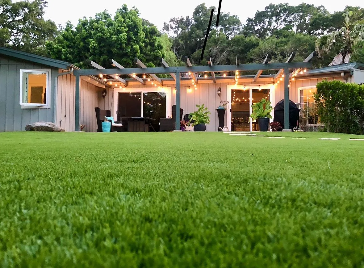 5 bed, 2640 sqft, $8,900 — Photo 1