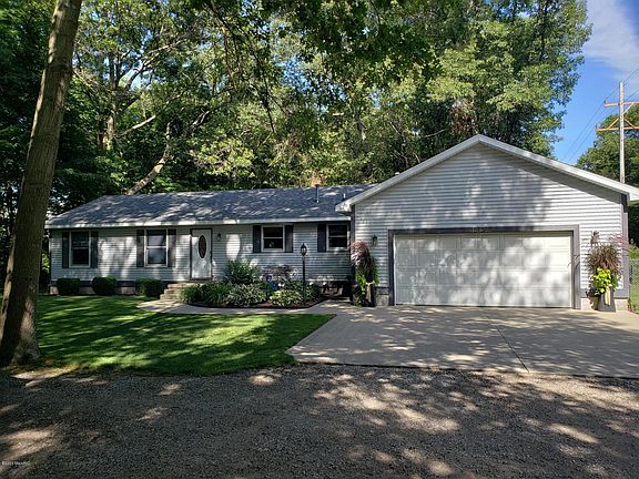 2nd image of 15126 160th Ave