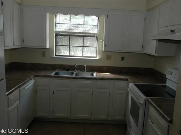 478 Ridgewood Dr, Daphne, AL 36526