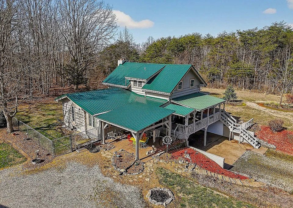 2nd image of 2680 Cummins Mill Rd