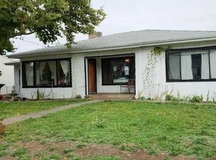 2766 W Langenberg Ave, Roseburg, OR