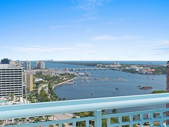 4th image of 222 Lakeview Ave #Penthouse 4