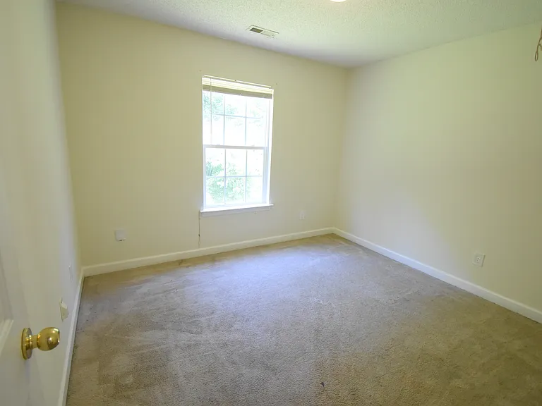 1431 Olde Justin Pl — Photo 19