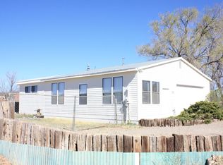 120 Square H Rd, Edgewood, NM 87015