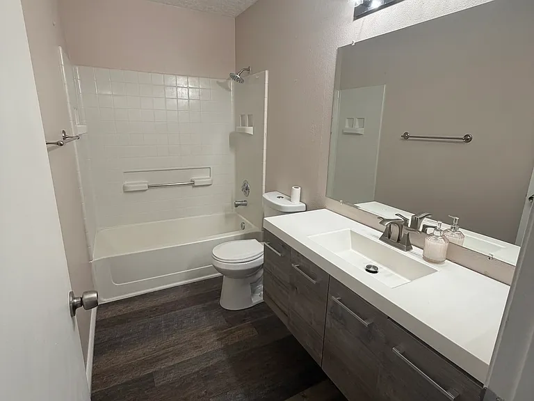 1500 Silent Meadows Pl SW — Photo 6