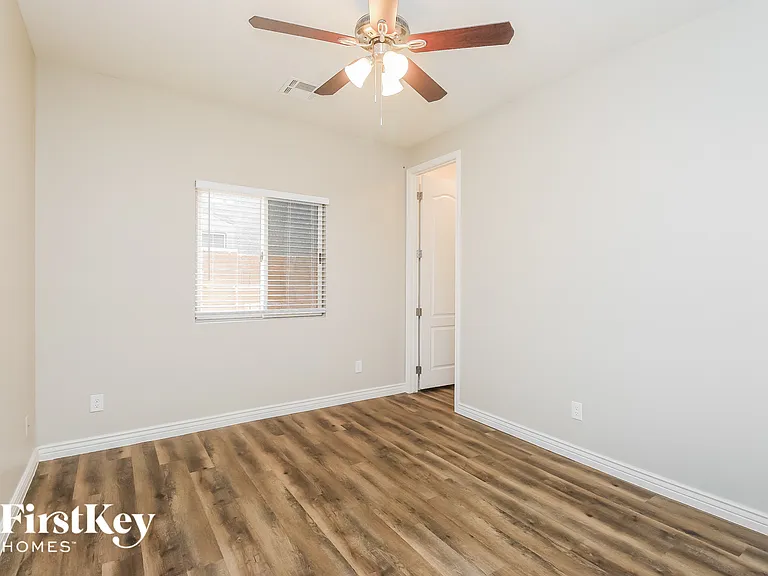 677 W Mesquite Tree Ln — Photo 12
