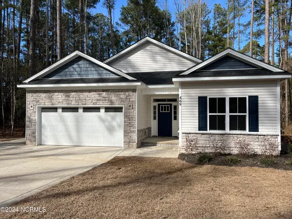468 Moss Pink Drive, Vass, NC 28394