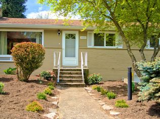 10425 12th Ave NE, Seattle, WA 98125