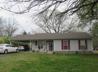 108 McBride Cv, Adamsville, TN 38310