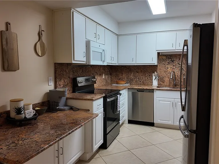 509 Roma Ct #108 — Photo 4
