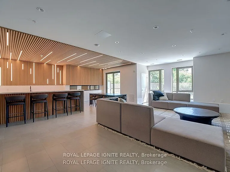 385 Arctic Red Dr #327 — Photo 7