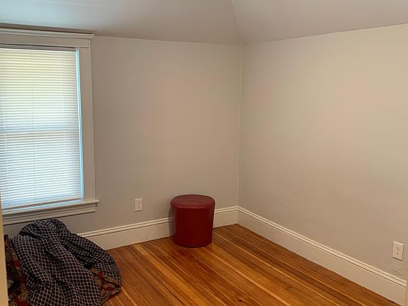 5th image of 218 Cypress St Floor 3