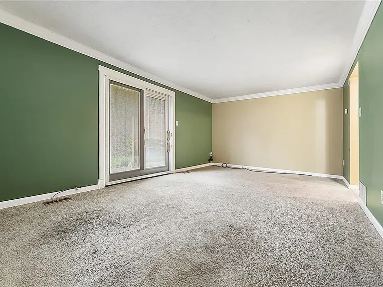 806 Countryside Dr — Photo 13