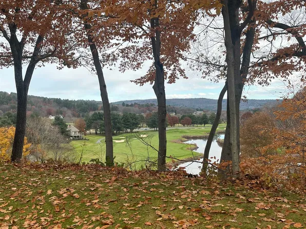 860 Murphy's Road #5a, Hartford, VT 05059