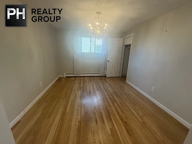 39-41 Townly Rd #1 — Photo 12