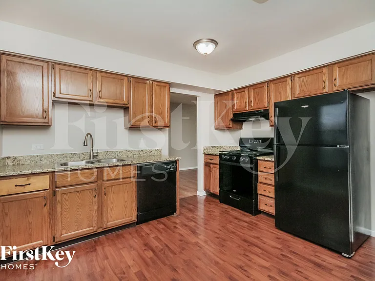 6048 White Birch Ln — Photo 8