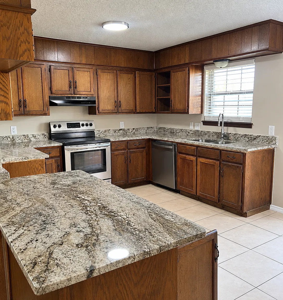 3 bed, 1625 sqft, $1,650 — Photo 1