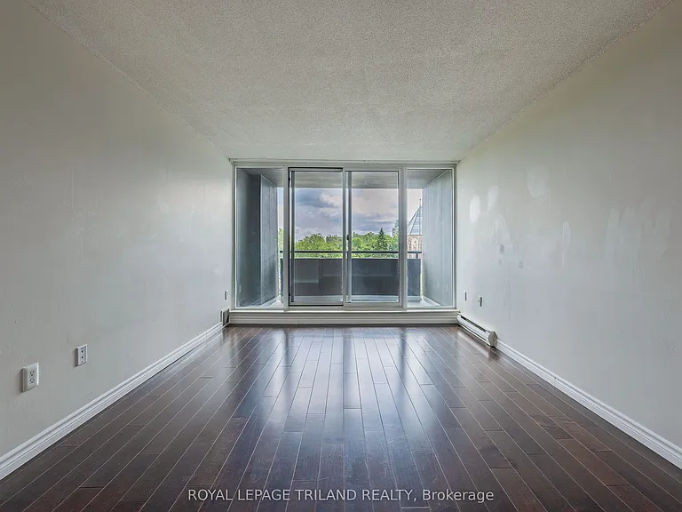 155 Kent St #606 — Photo 16