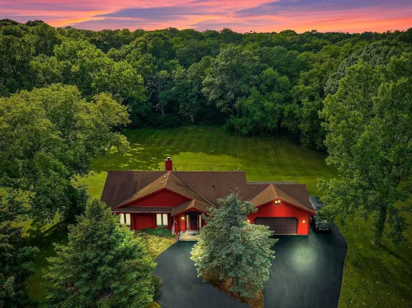 W358S8201 Pheasant RUN, Eagle, WI 53119