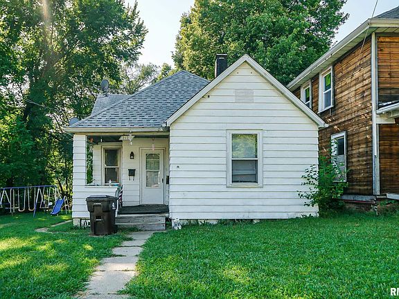 2nd image of 2123 N Machin Ave