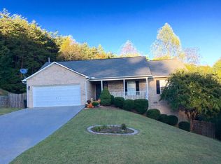 7200 Sunset Ridge Ln, Knoxville, TN 37920