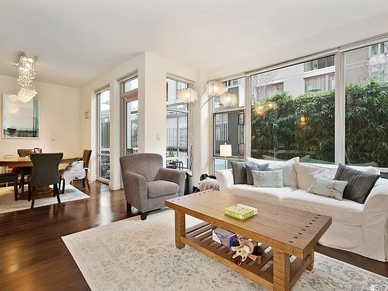 235 Berry St #114 — Photo 4