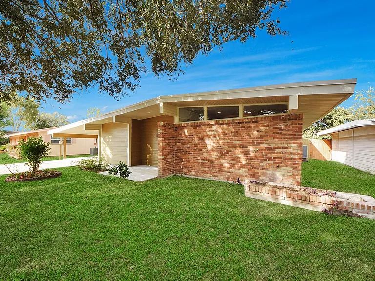5326 Heatherbrook Dr — Photo 3