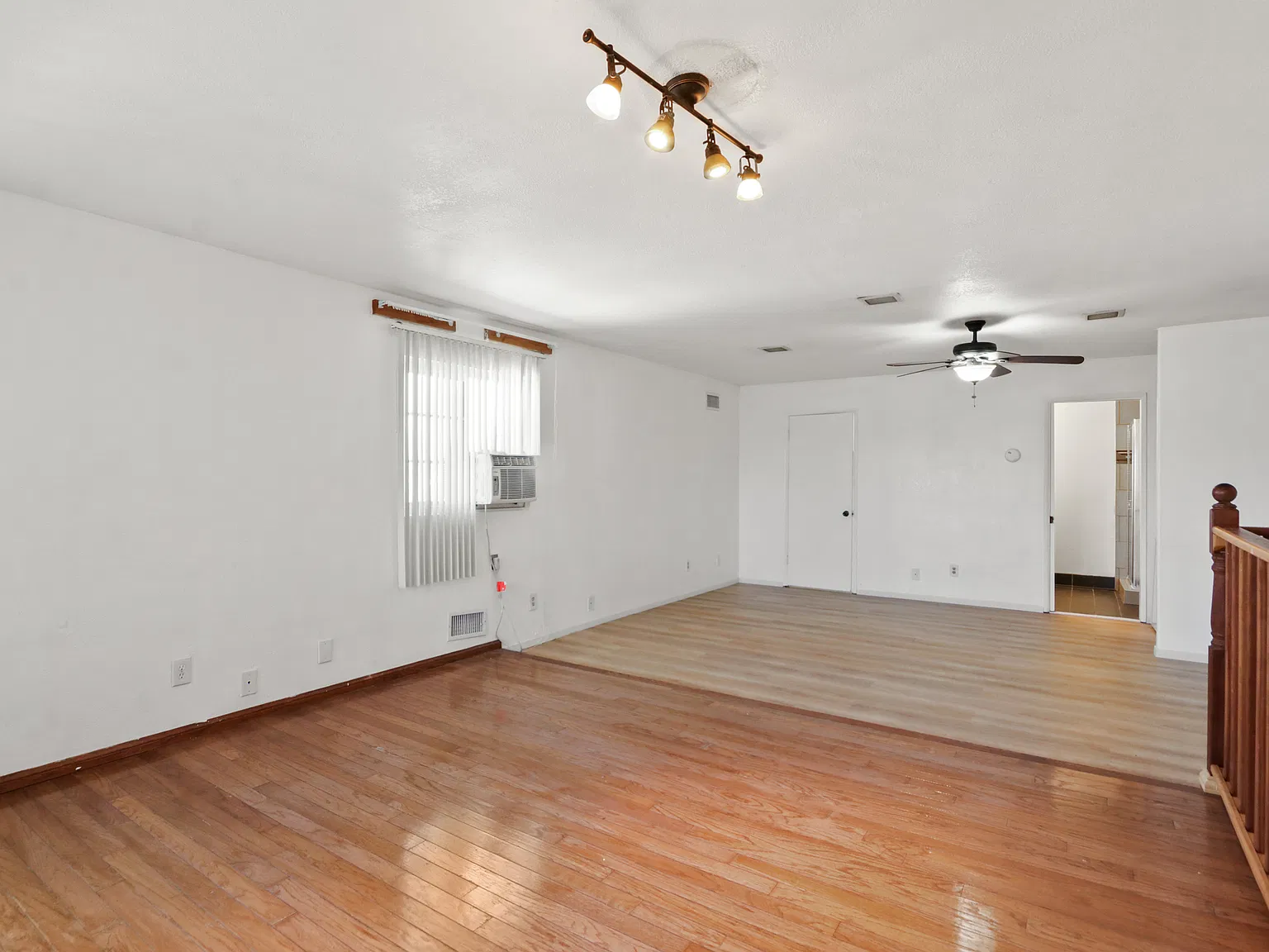 5 bed, 700 sqft, $1,595 — Photo 2