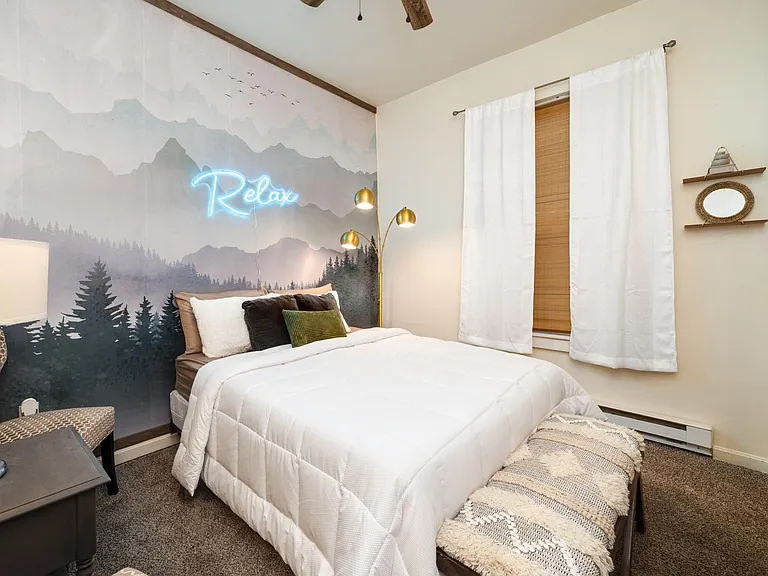 612 W Market St #1 — Photo 17