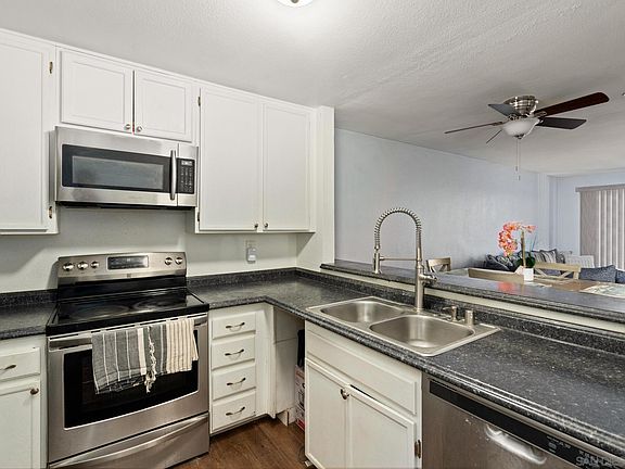 2nd image of 5985 Dandridge Ln Unit 108