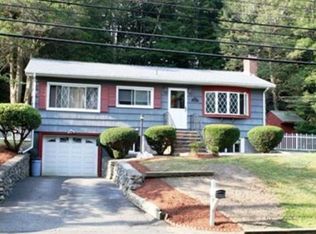 241 Winn St, Burlington, MA 01803