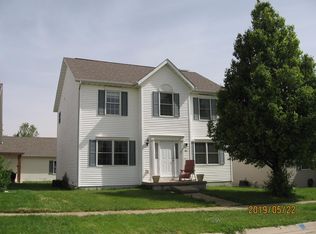 912 Drayton St, Normal, IL 61761