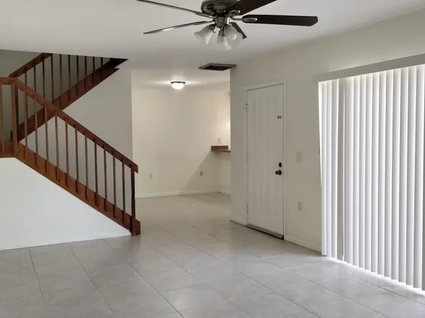 4707 47th Way, West Palm Beach, FL 33407