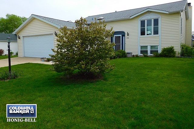 31 Evergreen Dr Streamwood IL 60107 Zillow