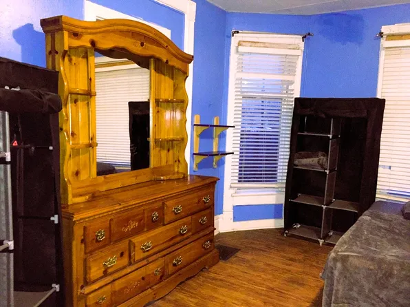 24 Putnam St SW, Grand Rapids, MI 49507