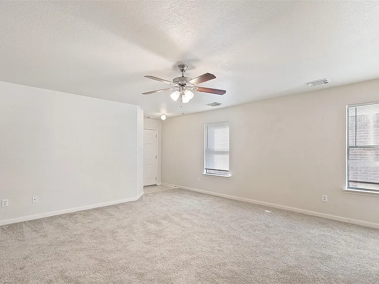 29522 Legends Stone Dr — Photo 5
