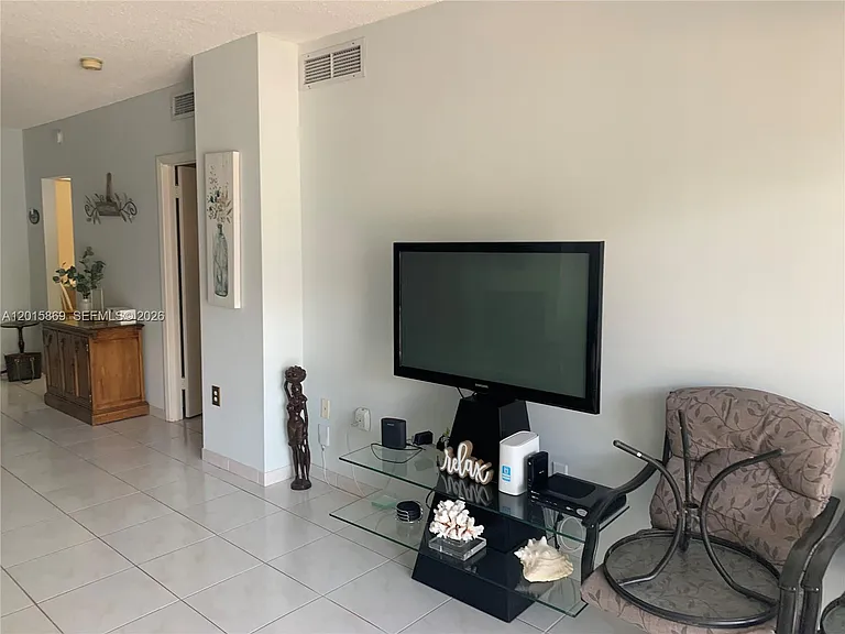 1985 S Ocean Dr #MZM — Photo 4