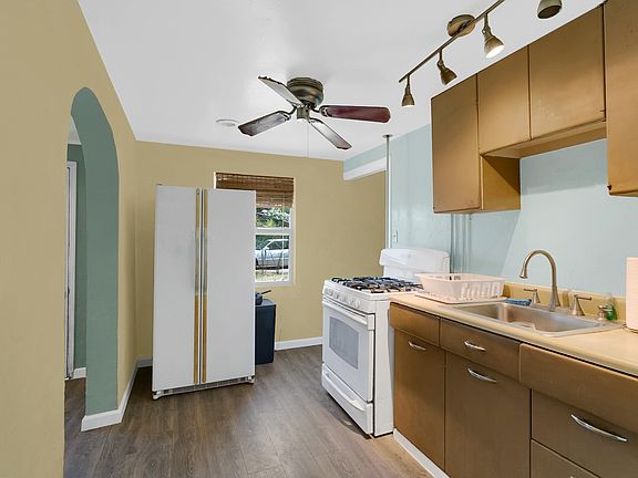 5th image of 3517-3519 E Bellevue St