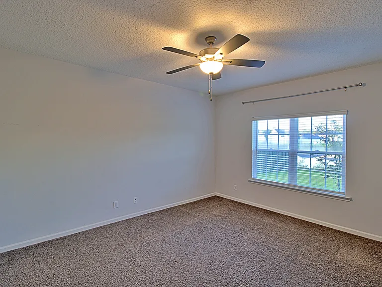 68 Daylily Ct — Photo 16