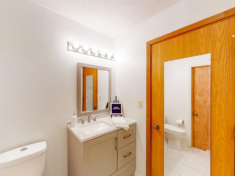 468 Minnesota Cir — Photo 25